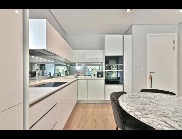 2 BEDROOM APARTMENT FOR SALE IN HOUGHTON